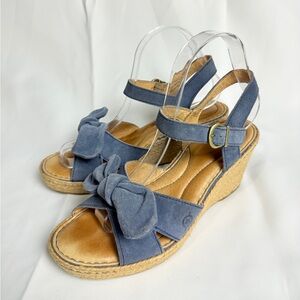 Born Monticello Wedge Sandals Womens Size 8 M Blue Suede Bow Espadrille Shoes